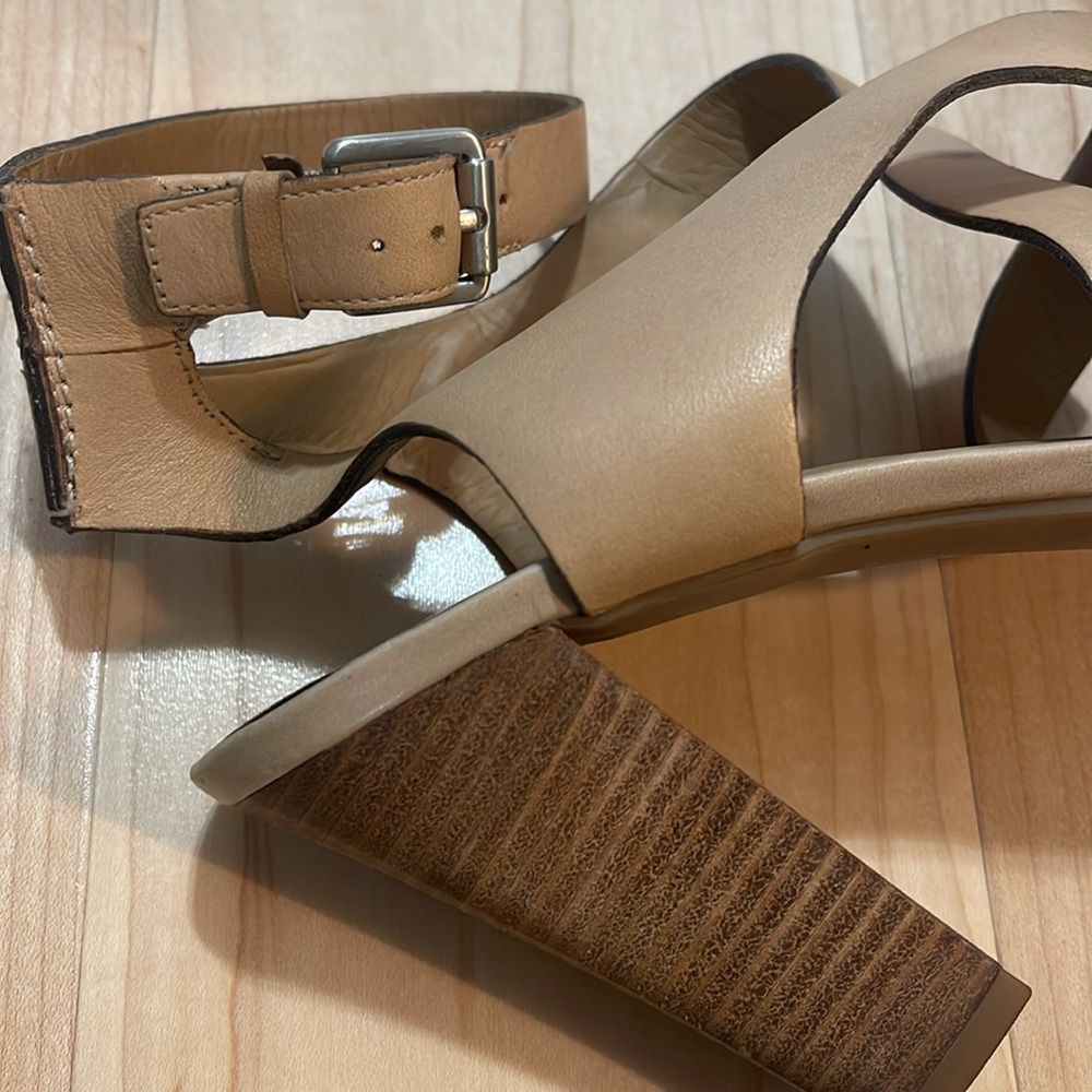 Strappy sandal by Franco Sarto - Picture 4 of 8
